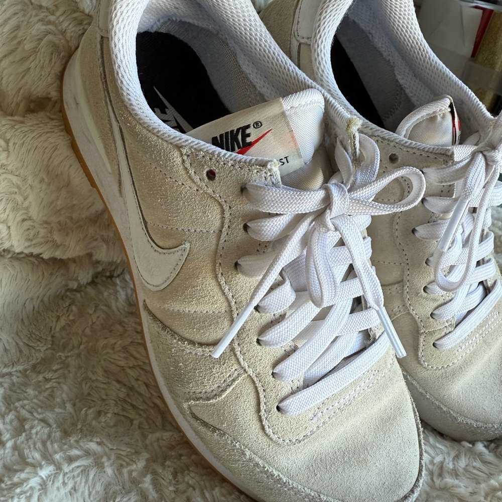 Nike Classic International Custom Sneakers